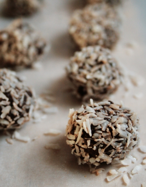 Rum & coconut truffles