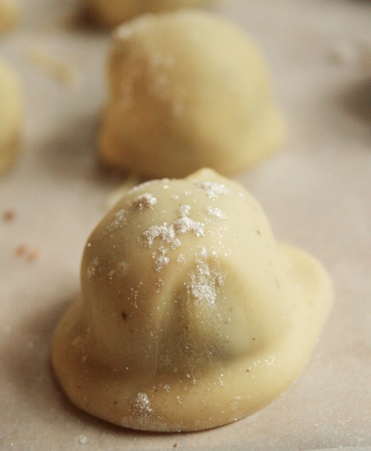 Snowball rum truffles