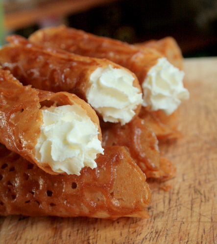 brandy snaps filled with cream