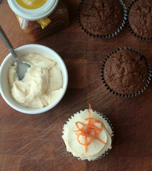 Ginger and Carrot Cakes with Ginger Cheesecake Icing