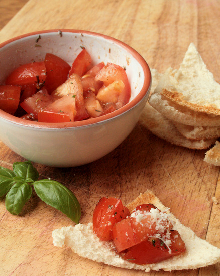 melba toast bruschetta