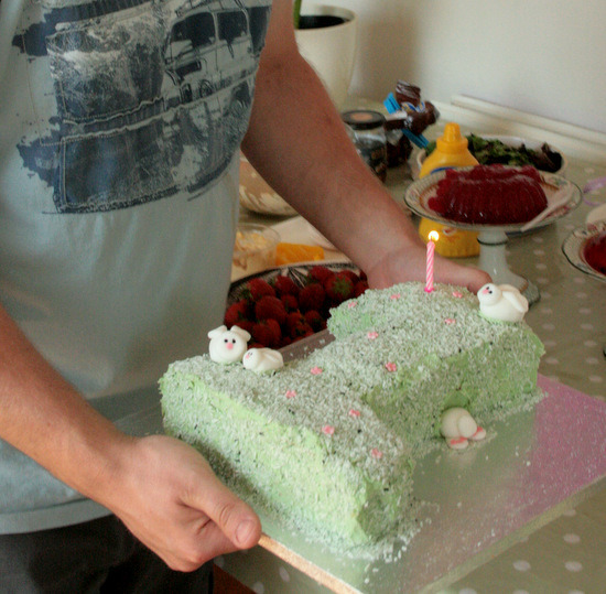 birthday cake to table
